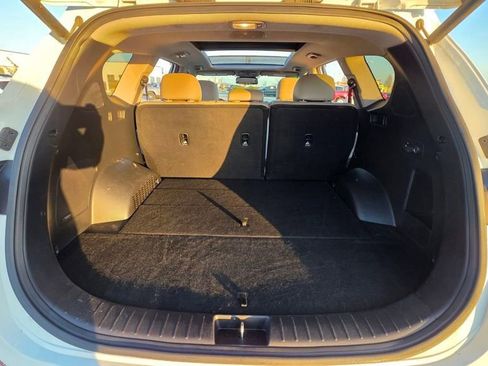 Used 2020 Hyundai Santa Fe SEL w/ Convenience + Premium Package image 18