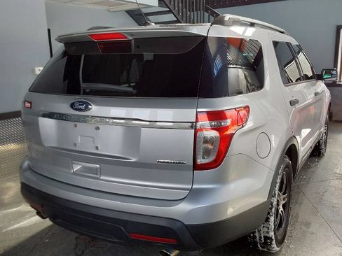 Used 2013 Ford Explorer FWD image 9