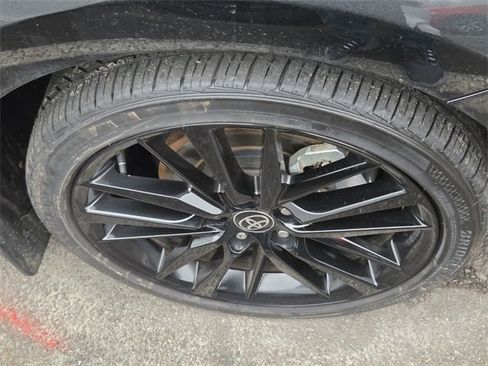 Used 2024 Toyota Camry XSE image 5
