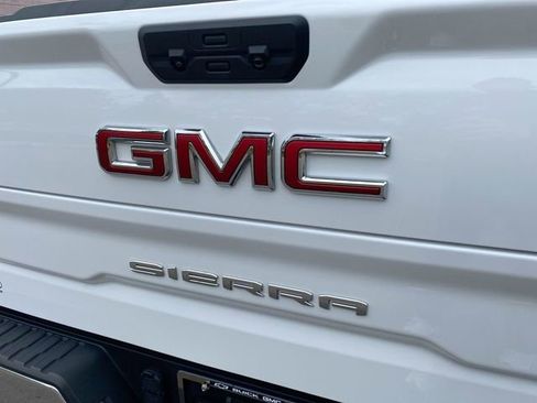 Used 2024 GMC Sierra 1500 SLE image 32