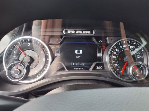 Certified 2022 RAM 1500 Laramie image 21