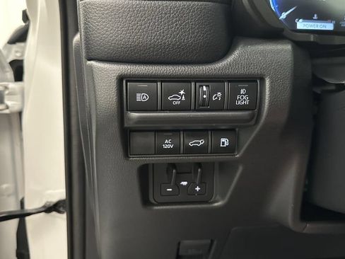 Certified 2024 Toyota Land Cruiser w/ Premium Package AWD/4WD image 31