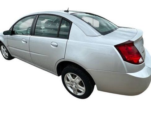 Used 2007 Saturn ION Level 2 w/ Preferred Pkg FWD image 3