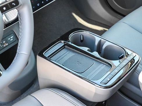 New 2026 Hyundai Ioniq 5 SEL image 25