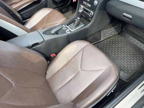 Used 2005 Mercedes-Benz SLK 350 image 18