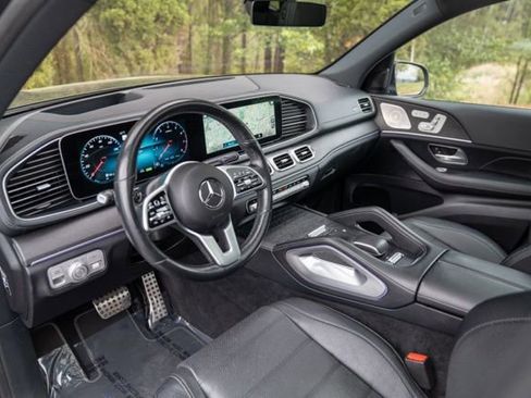 Used 2022 Mercedes-Benz GLS 580 4MATIC image 25