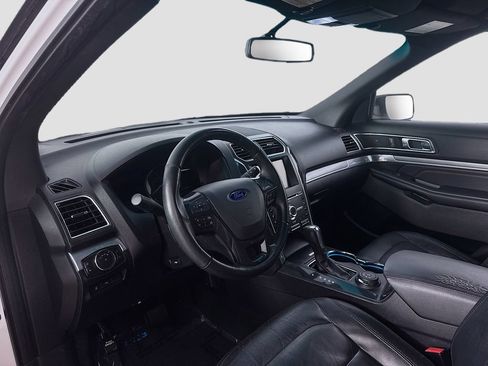 Used 2016 Ford Explorer Sport w/ Equipment Group 401A AWD/4WD image 10