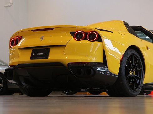 Certified 2021 Ferrari 812 GTS image 45