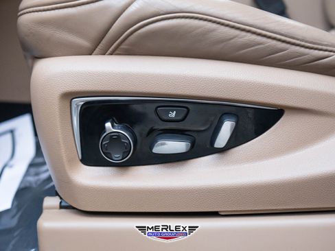Used 2019 Cadillac Escalade ESV Platinum image 39