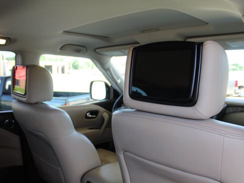 Used 2023 Nissan Armada Platinum w/ Captain's Chairs Package RWD image 20