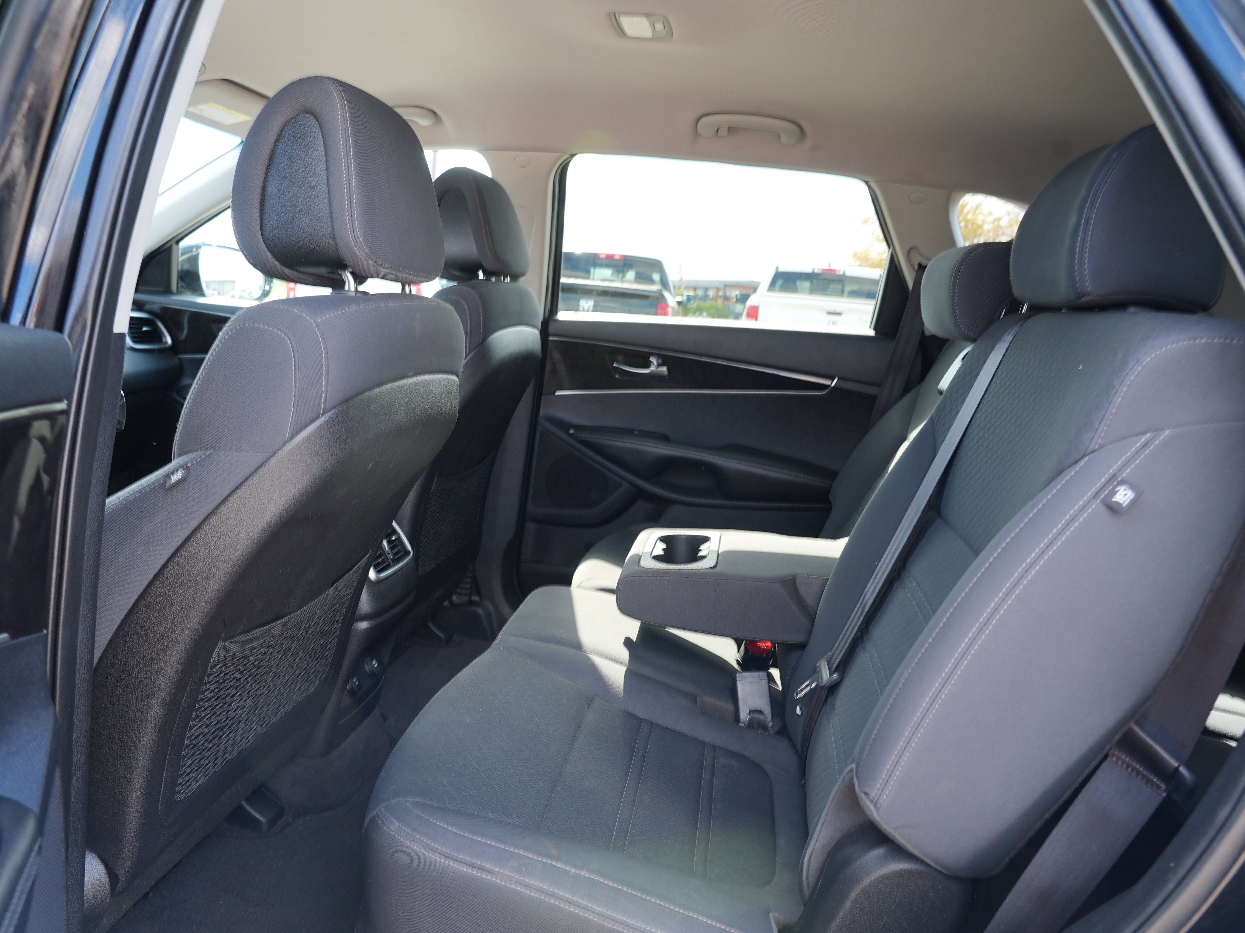 Used 2016 Kia Sorento LX w/ LX Convenience Package AWD/4WD image 18
