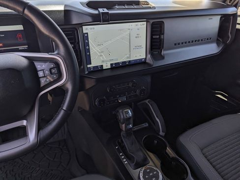 Certified 2022 Ford Bronco Outer Banks AWD/4WD image 10