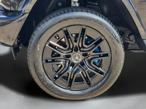 Used 2025 Mercedes-Benz G 580 w/ EQ Technology image 37