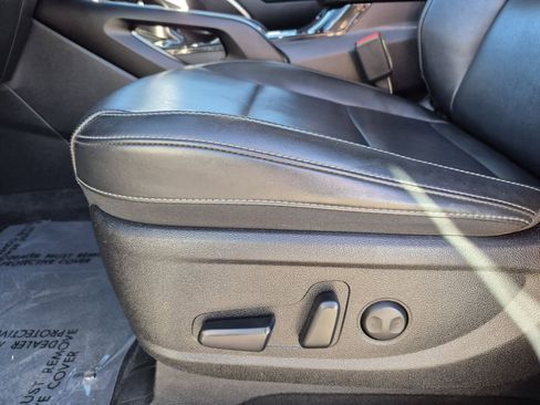 Certified 2025 Kia Telluride S image 13