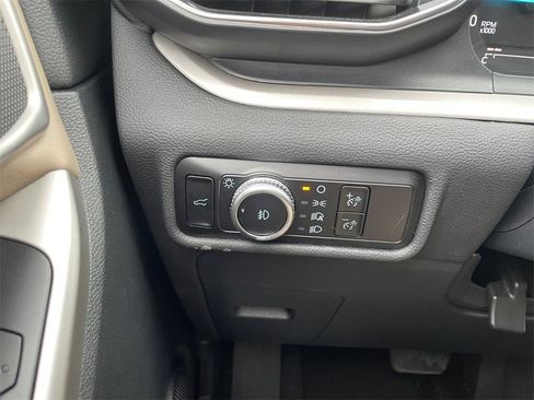 Used 2023 Ford Explorer XLT w/ Equipment Group 202A image 21