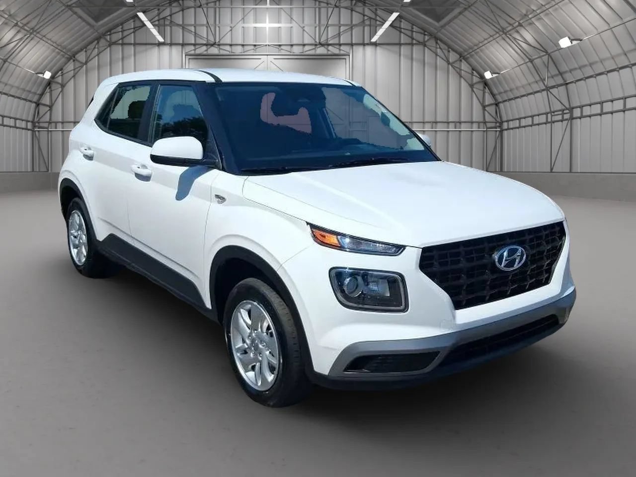 Used 2026 Hyundai Venue SE FWD image 8