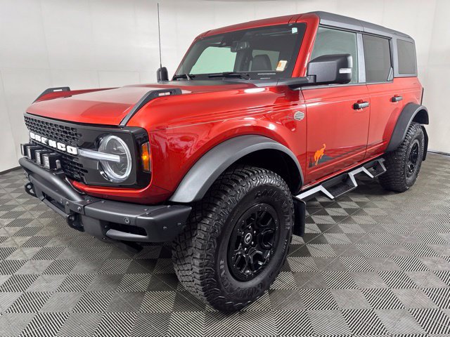 Certified 2024 Ford Bronco Wildtrak AWD/4WD image 8