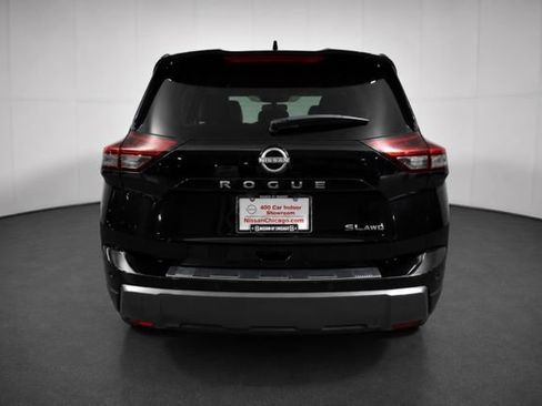 Certified 2025 Nissan Rogue SL AWD/4WD image 5