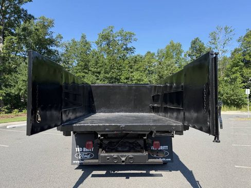 Used 2016 Ford F550 4x4 SuperCab Super Duty image 5