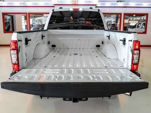 Used 2021 Ford F250 XLT w/ XLT Premium Package AWD/4WD image 8