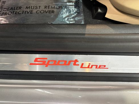 Used 2019 BMW 530i w/ Convenience Package image 9