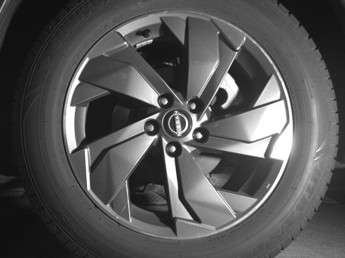 Used 2025 Nissan Rogue SV image 14