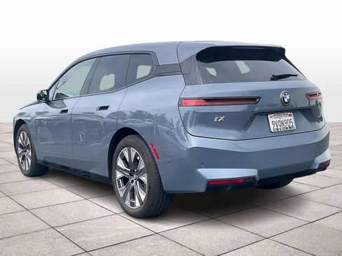 Used 2026 BMW iX xDrive45 w/ Premium Package image 13