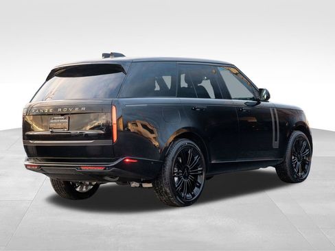 New 2026 Land Rover Range Rover SE image 4