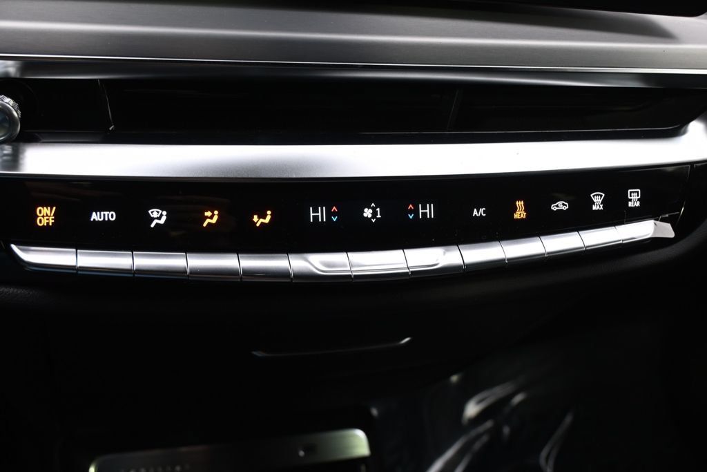 New 2026 Cadillac Lyriq V w/ LPO, Floor Liner Package AWD/4WD image 30