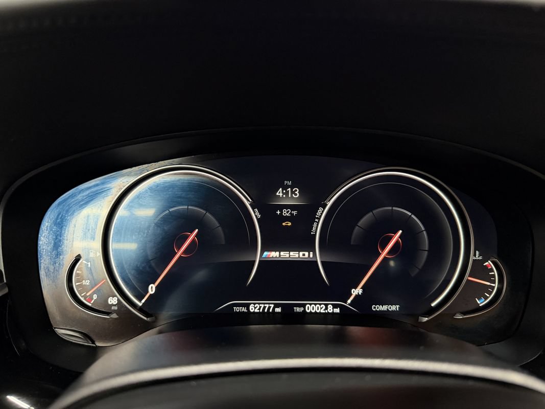 Used 2018 BMW M550i xDrive AWD/4WD image 29