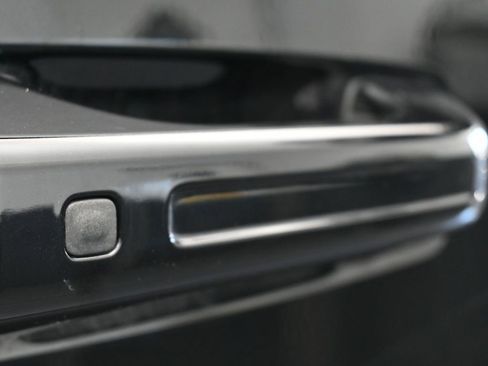 Used 2022 RAM 1500 Laramie image 48