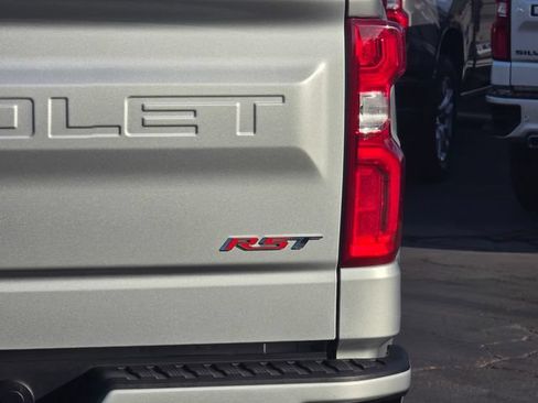 Used 2022 Chevrolet Silverado 1500 RST w/ Bed Protection Package RWD image 8