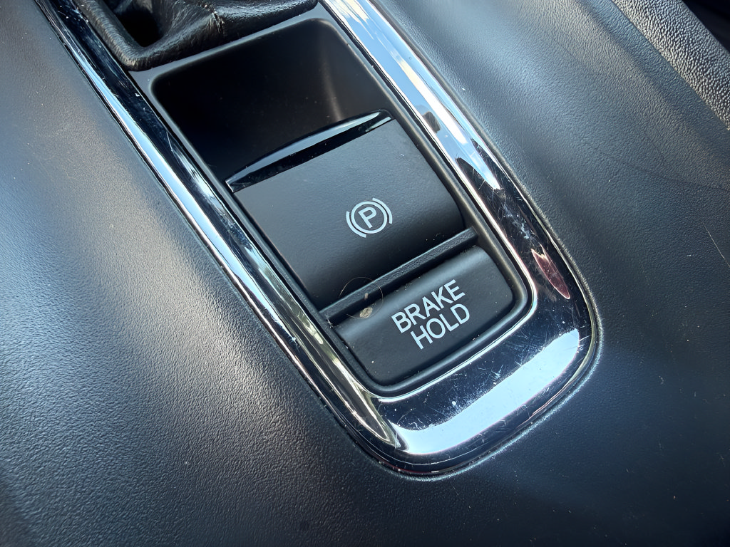 Used 2019 Honda HR-V Sport image 29