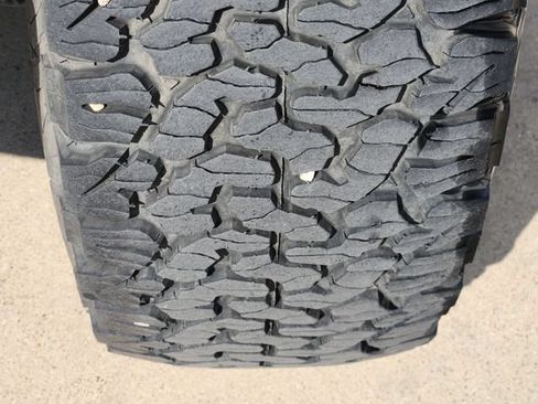 Used 2023 Jeep Wrangler Unlimited Sport AWD/4WD image 19