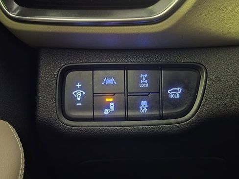 Used 2020 Hyundai Santa Fe SEL w/ Convenience + Premium Package image 22