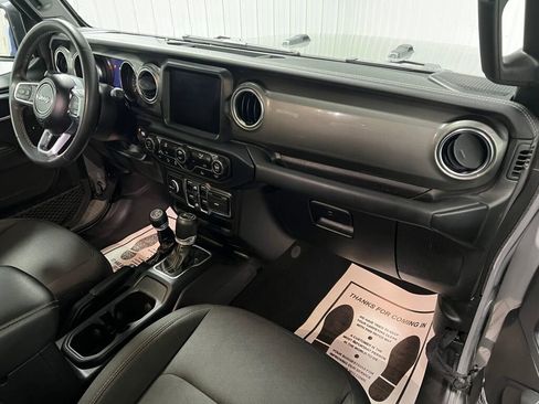 Used 2023 Jeep Wrangler Sahara image 3