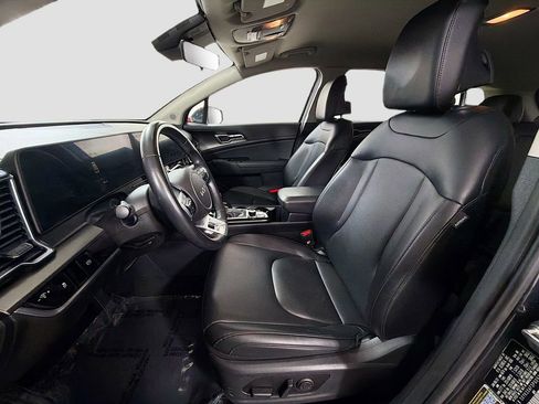 Used 2023 Kia Sportage EX image 22