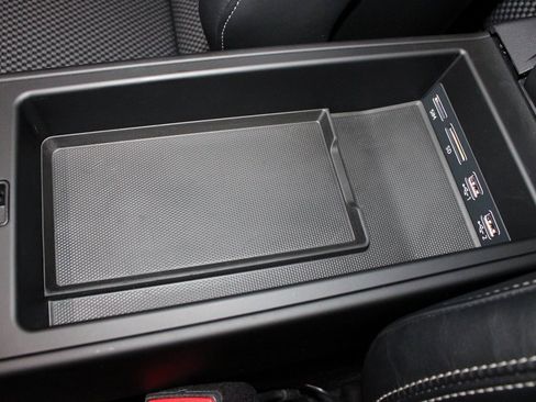 Used 2021 Porsche 911 Turbo image 37