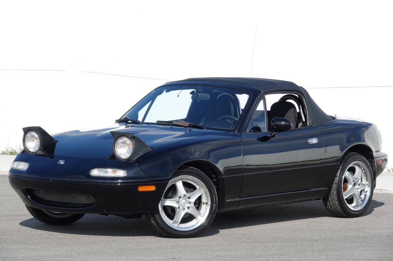 Used 1996 MAZDA MX-5 Miata RWD image 10