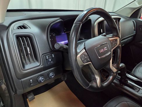 Used 2020 GMC Canyon Denali AWD/4WD image 19