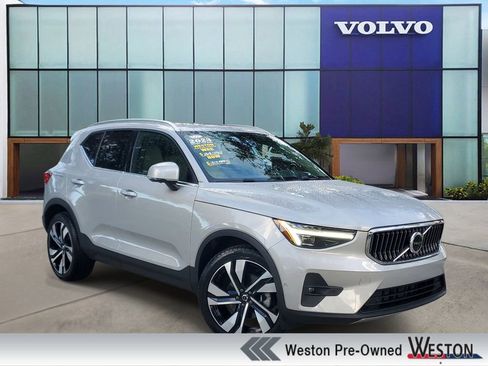 Certified 2023 Volvo XC40 B5 Ultimate w/ Protection Package Premier AWD/4WD image 1