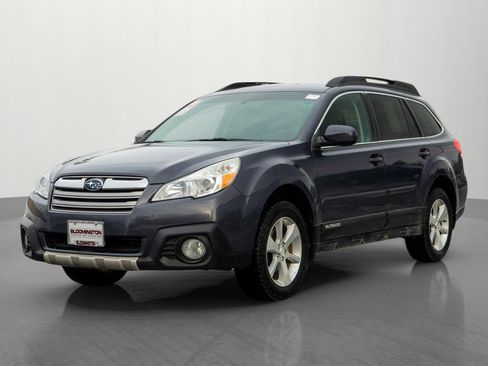 Used 2013 Subaru Outback 2.5i Limited image 3