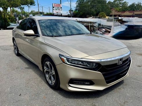 Used 2020 Honda Accord EX image 10