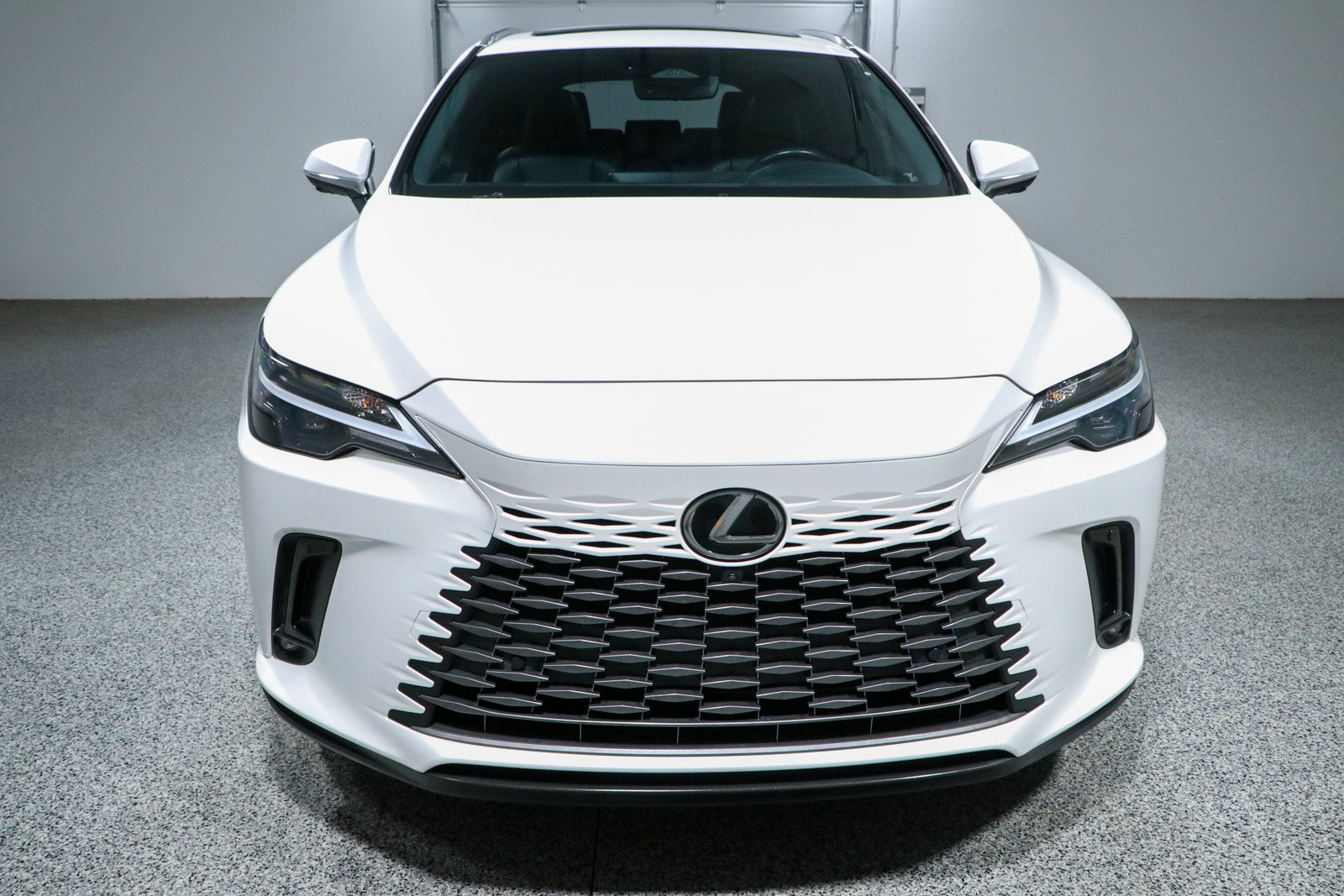 Used 2023 Lexus RX 350 Premium Plus w/ Cold Area Package FWD image 4