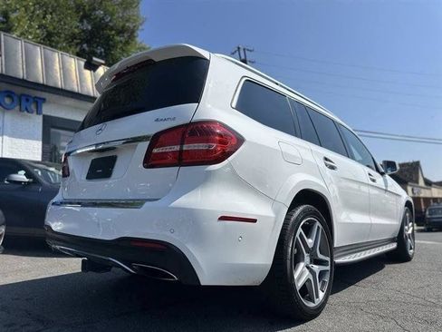 Used 2017 Mercedes-Benz GLS 550 4MATIC image 3