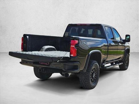 New 2026 Chevrolet Silverado 2500 ZR2 image 2