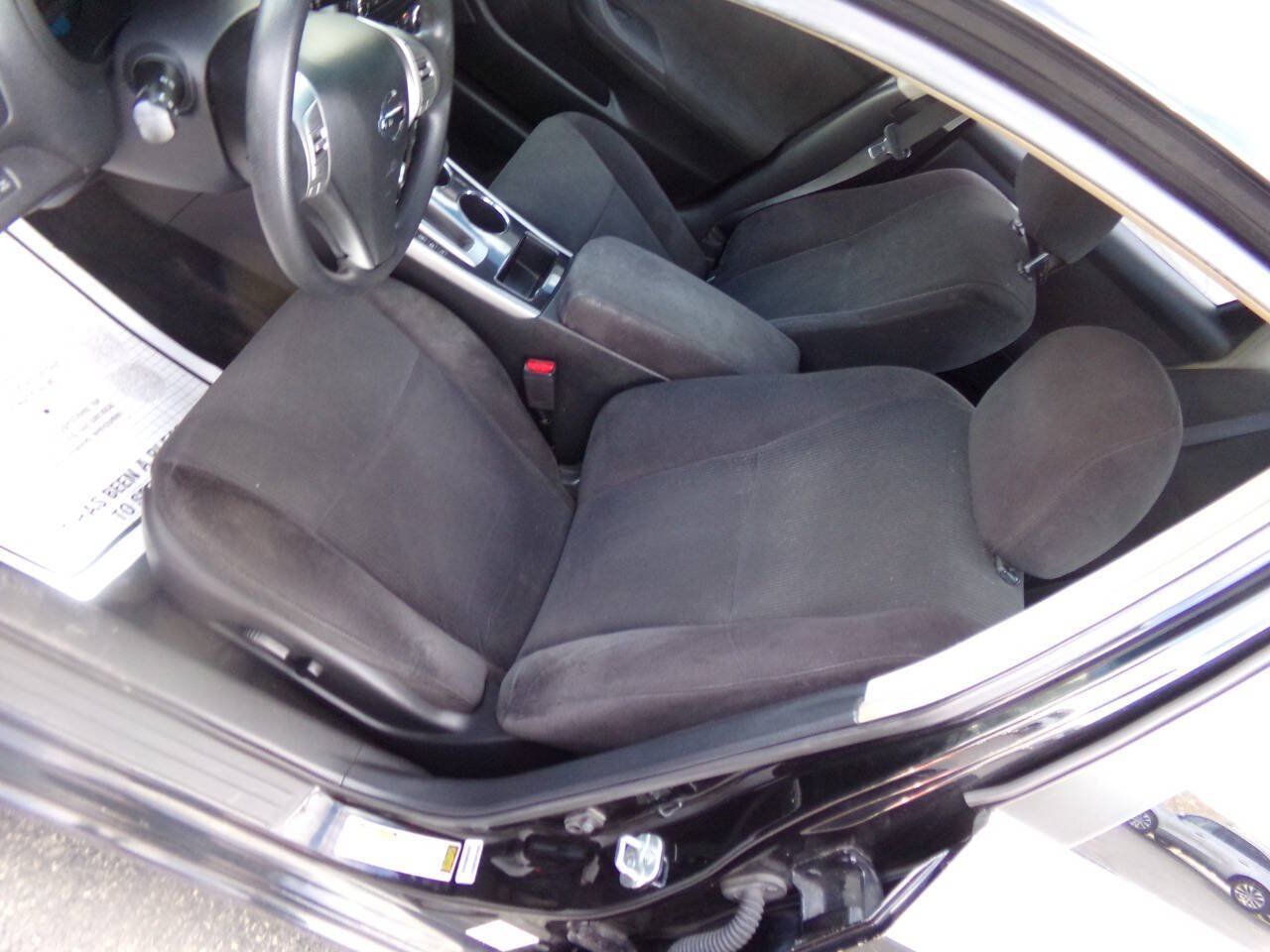 Used 2013 Nissan Altima 2.5 S FWD image 11