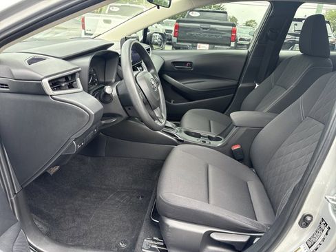 Used 2023 Toyota Corolla LE FWD image 10