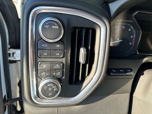 Used 2020 GMC Sierra 1500 AT4 w/ AT4 Premium Package image 12