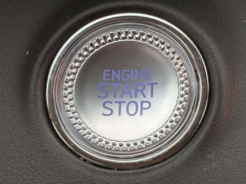 Used 2025 Genesis GV70 2.5T image 29